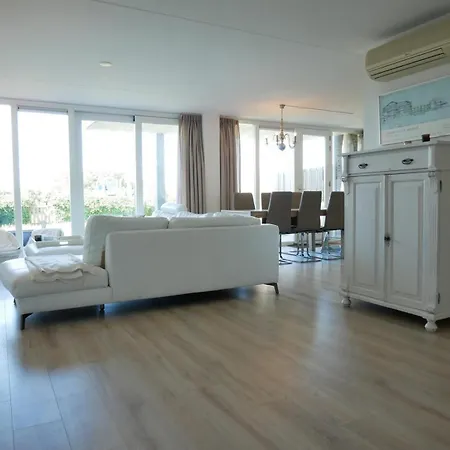 Het Strandleven 4 * Groote Keeten