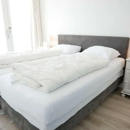 Het Strandleven 4 * Groote Keeten